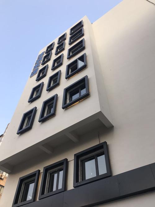 住房租赁团队实地调研分行业务开展情况——深耕一线摸实情，精准施策促发展
